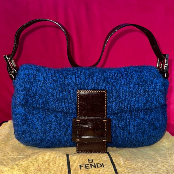 Fendi Handbags - Fendi blue wool and leather lined baguette pochette shoulder purse RARE